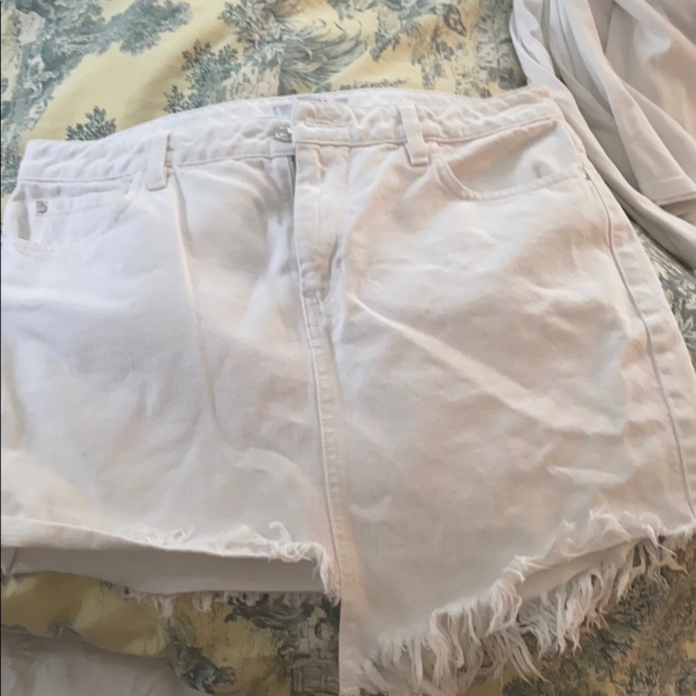 White raw hem jean skirt
